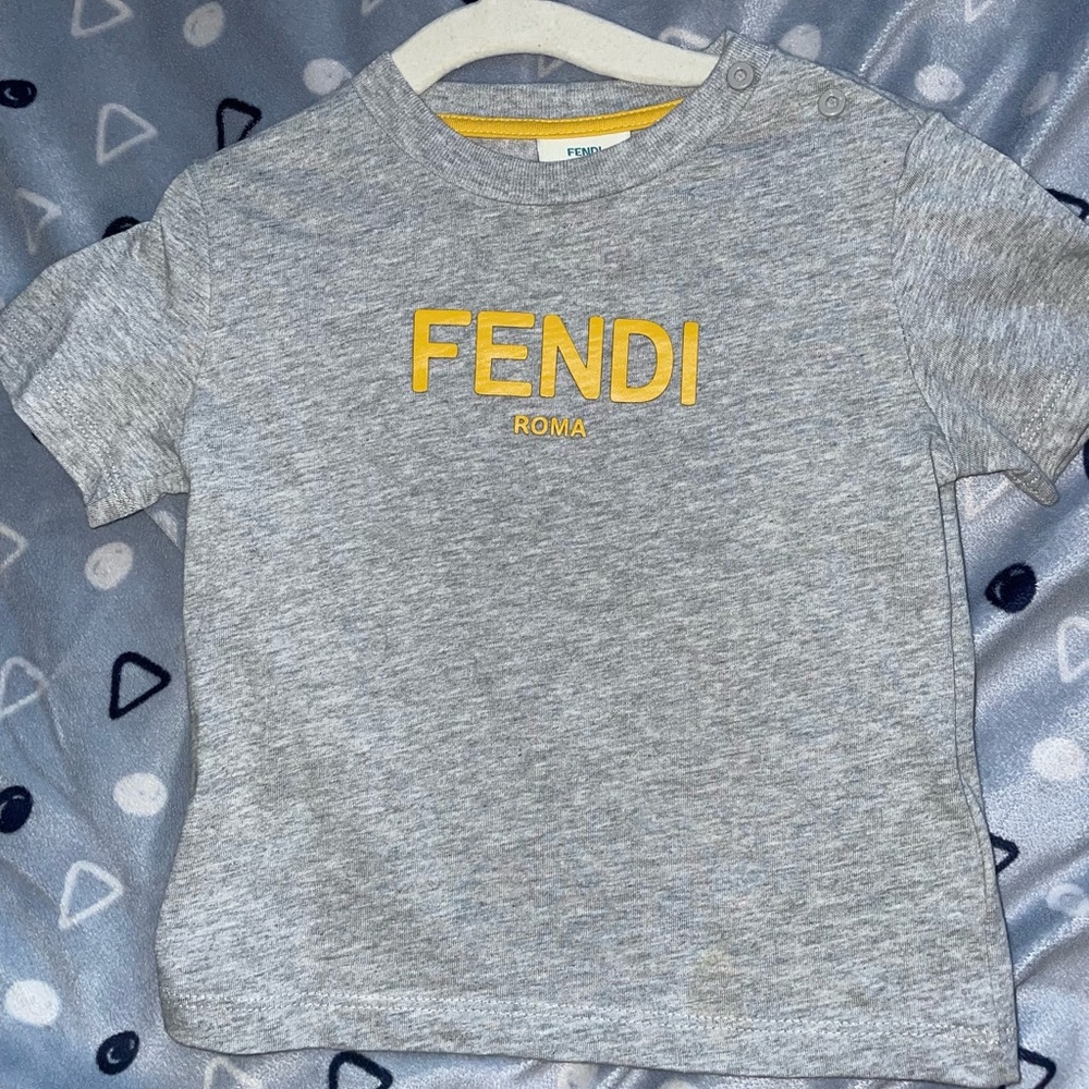 Baby boy Fendi t shirt size 9 months
